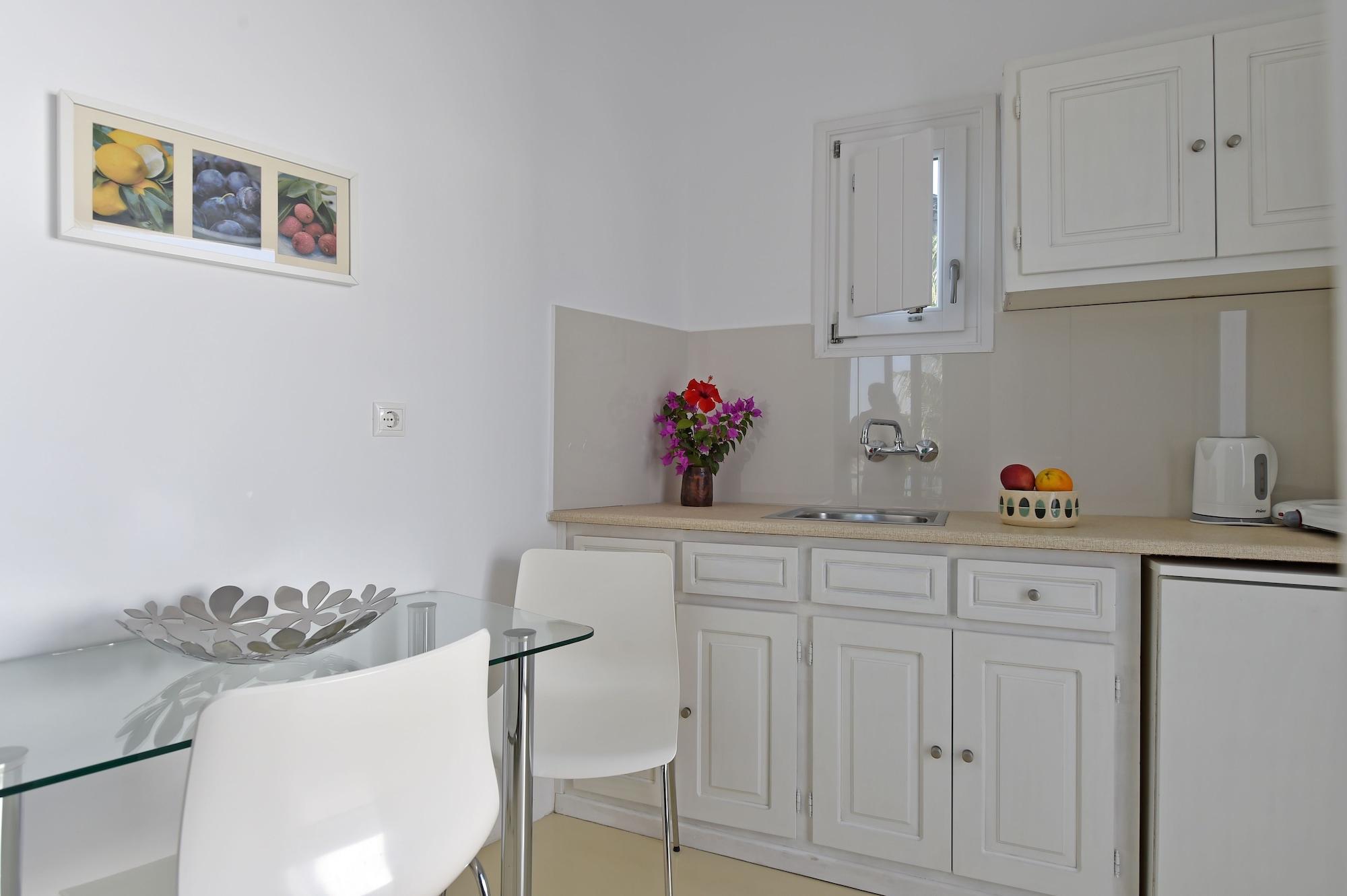 Hotel & Apartments Kalypso Naousa  Bagian luar foto