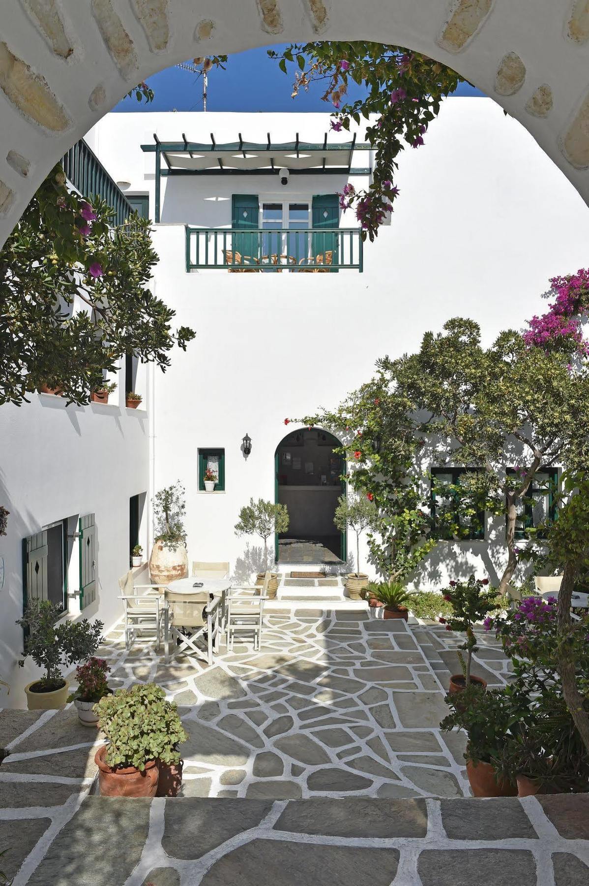 Hotel & Apartments Kalypso Naousa  Bagian luar foto